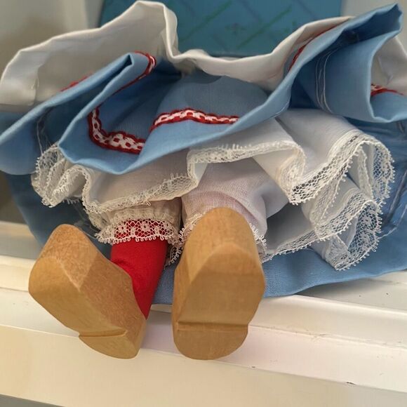 Madame Alexander Netherlands Vintage Doll - Picture 4 of 6